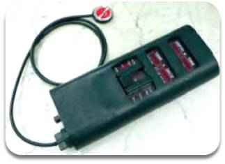 XDC-3 第一台真正可以帶下水的潛水電腦表
